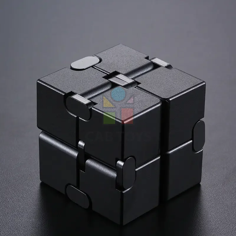 Infinity Cube Antistresová kostka kovová - černá