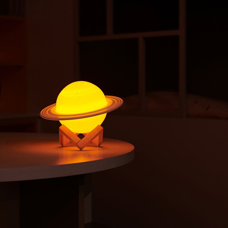 Noční lampa ve tvaru Saturna – Moonlamp - 17cm