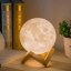 Noční lampa ve tvaru Měsíce - Moonlamp